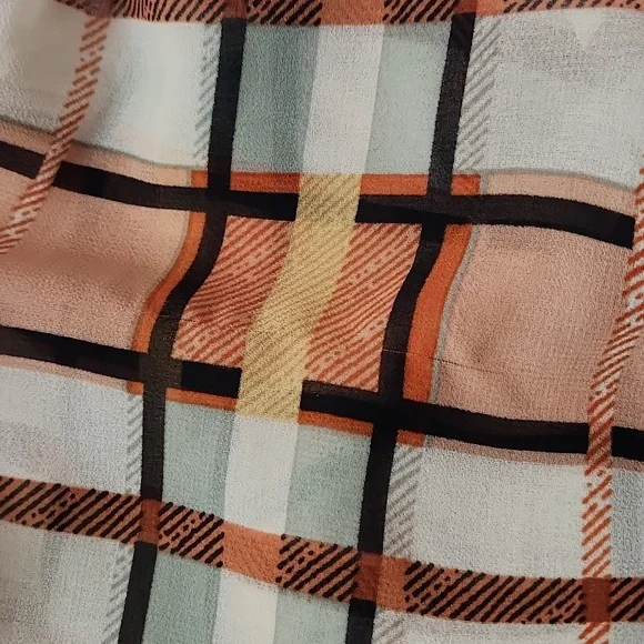 Cabi 6295 plaid whilst blouse size xs - Picture 7 of 9